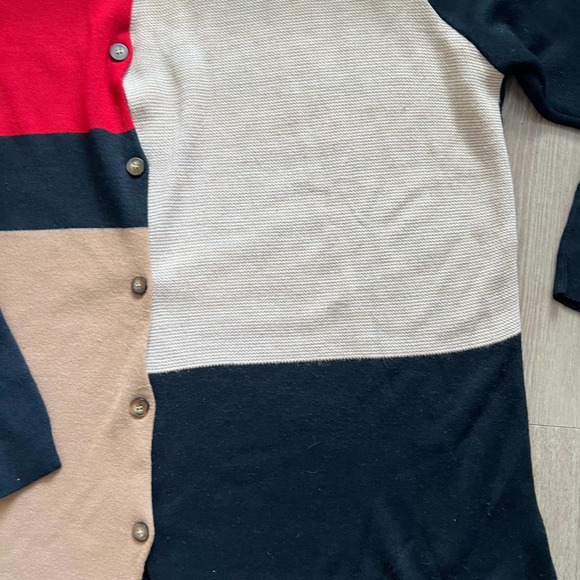 Karen Lessly Large Button Down Sweater Colorblock Black/Tan/Red 100% Acrylic - Picture 8 of 8